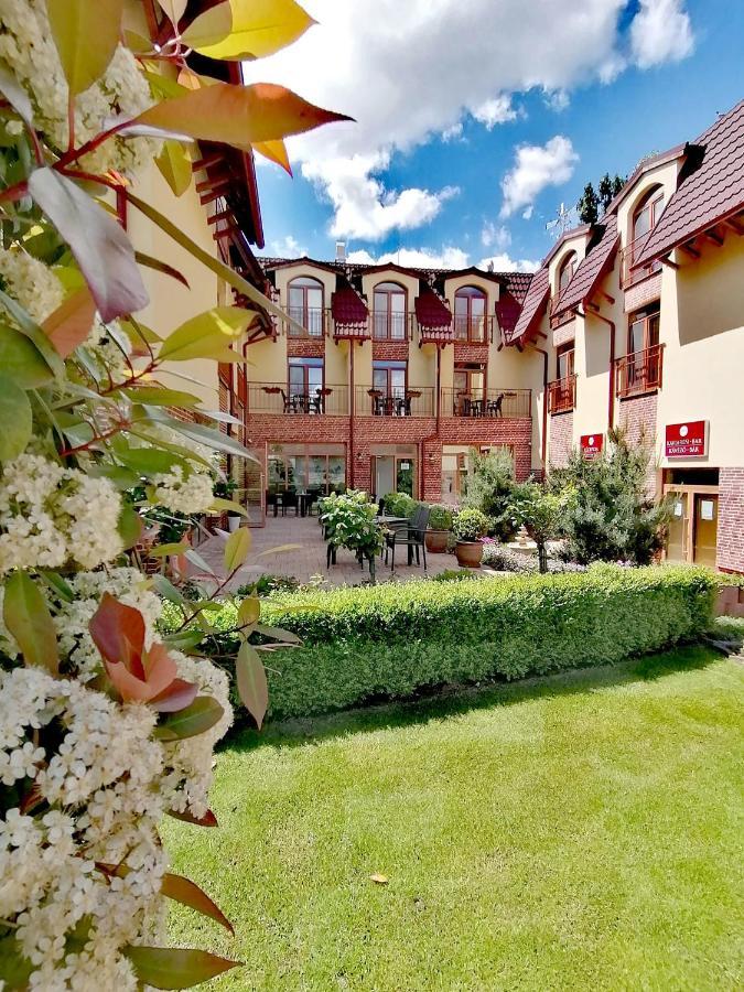 Jolan Pension & Restaurant Cicov Ngoại thất bức ảnh