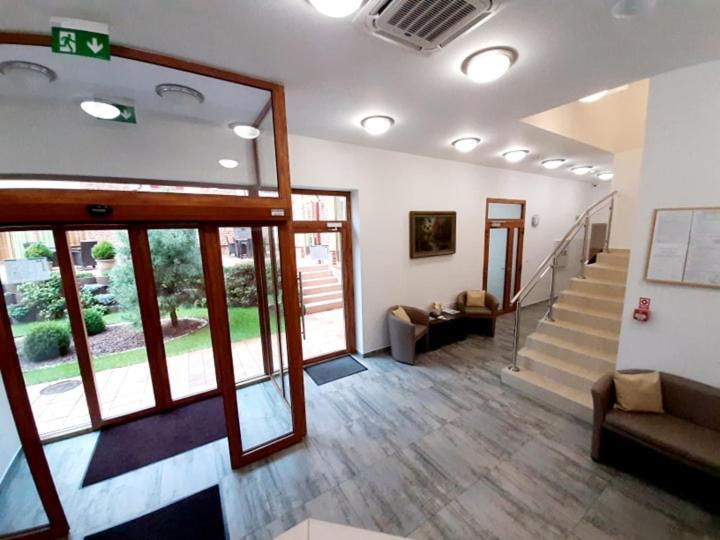 Jolan Pension & Restaurant Cicov Ngoại thất bức ảnh