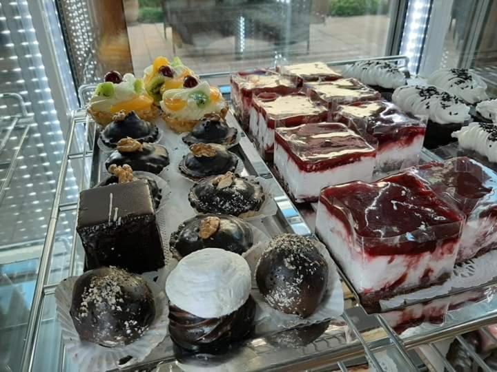 Jolan Pension & Restaurant Cicov Ngoại thất bức ảnh